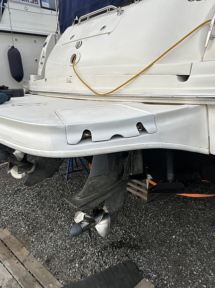 Sea Ray 335 30 of 30