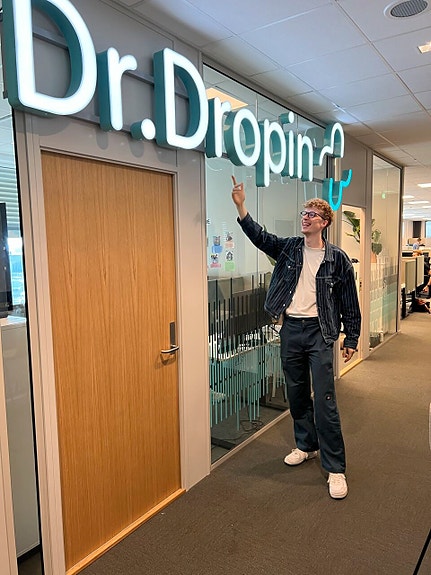 Moderne kontorer ved Majorstukrysset (med egen sone for salgsteamet).