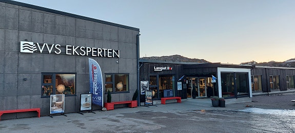 Langset Rør AS lokaler på Røsand Bremsnes.