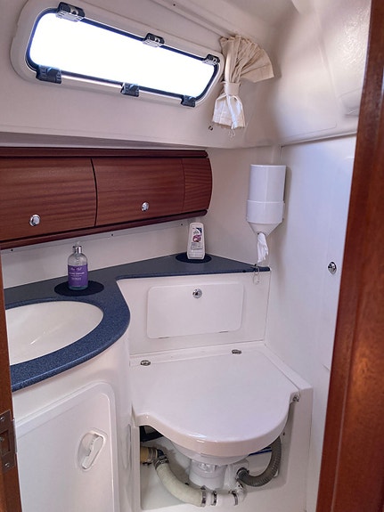 Bavaria 36AC - To kabiner, baugpropell, godt utstyrt 29 of 30
