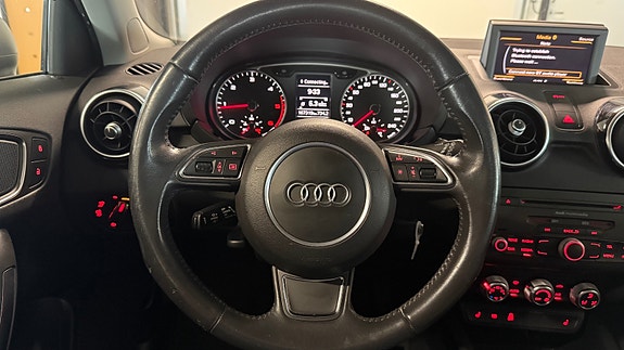 Audi A1 10 of 27