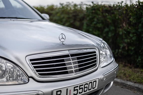 Mercedes-Benz S500 3 of 30