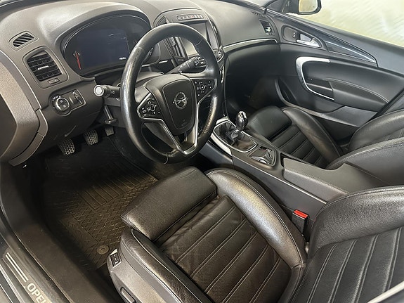 Opel Insignia 10 of 19