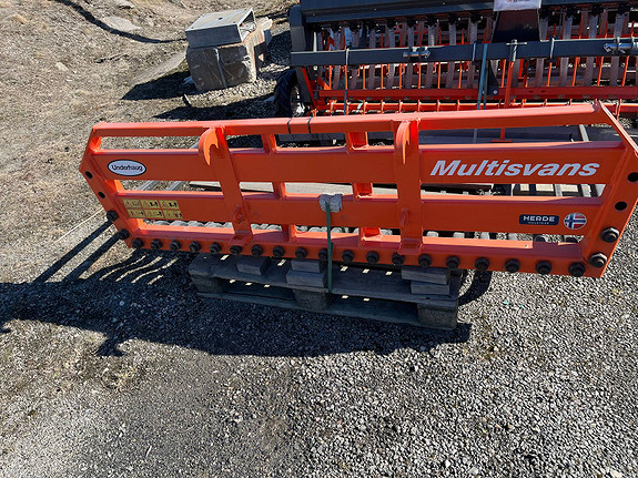 Underhaug Multisvans 2m 23 tinder, kr 28 900,-
