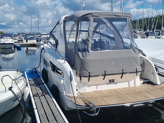 Bavaria S30 - Velholdt, Lite brukt (120 timer), Mye ekstrautstyr, V8 Mercruiser 3 of 5