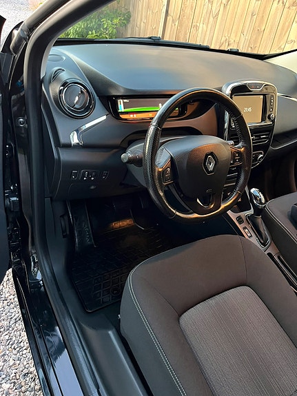 Renault Zoe 15 of 21