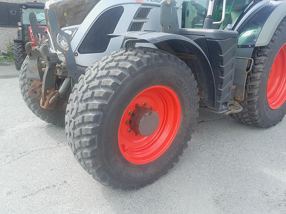 Fendt 724 Vario Profi Plus To sett hjul 2014, kr 799 000,-