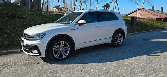 Volkswagen Tiguan 4 of 5