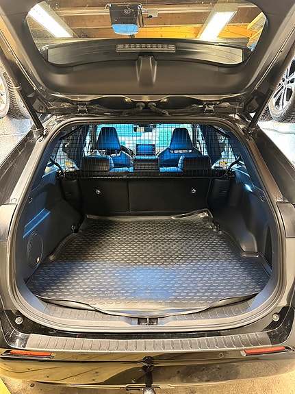 Toyota RAV4 2 of 19