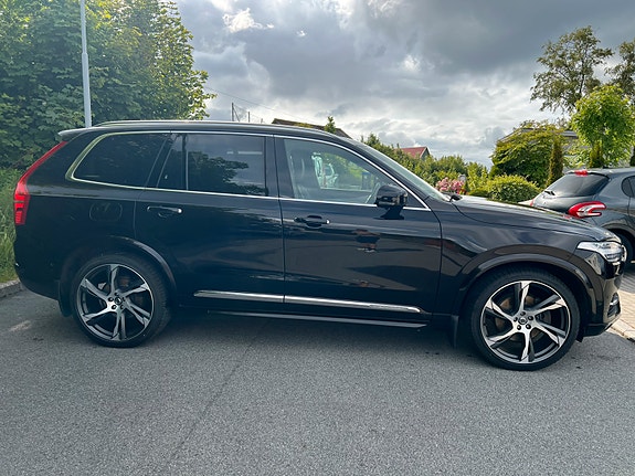 Volvo XC90 4 of 14