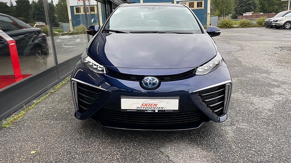 Toyota Mirai 6 of 22