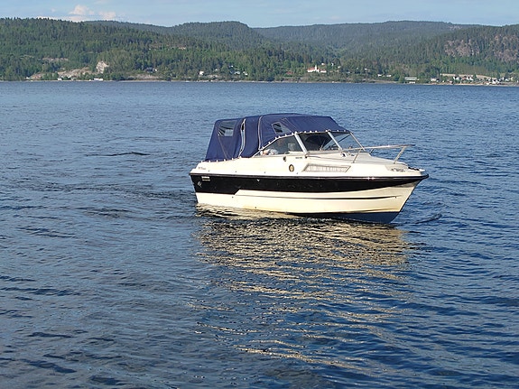 Fjord 23  med Respo 3500 MR båthenger 3 of 5