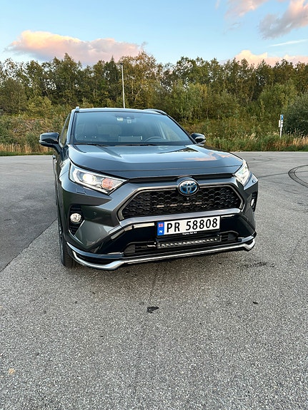 Toyota RAV4 13 of 19