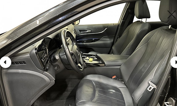 Toyota Mirai 4 of 8