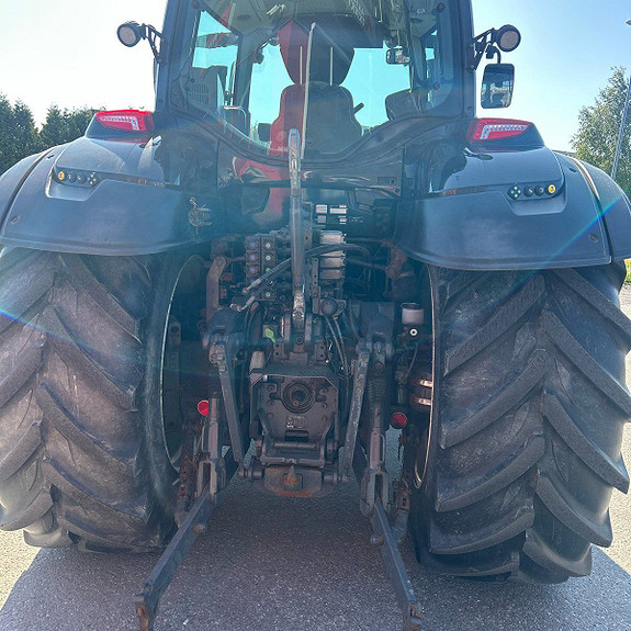 Valtra T 214 Frontløft/Pto 2015, kr 682 000,-