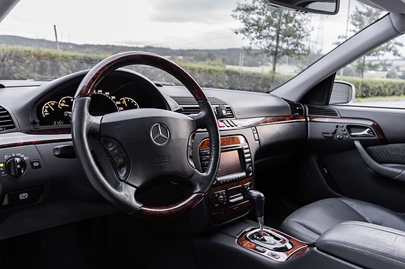 Mercedes-Benz S500 17 of 30