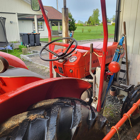 Massey Ferguson 130 1968, kr 25 000,-