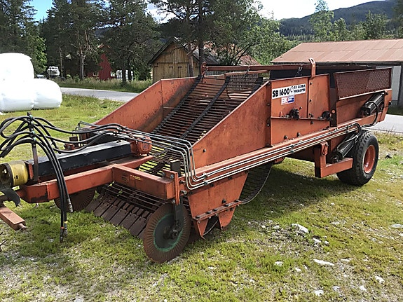 Globus SB1600