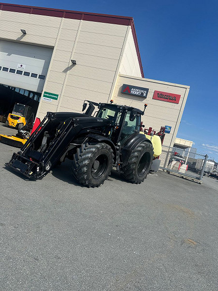 Valtra T235DST Fronthyd. og PTO/Laster/Vinterpakke 2022, kr 1 690 000,-
