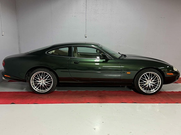 Jaguar XK 5 of 29
