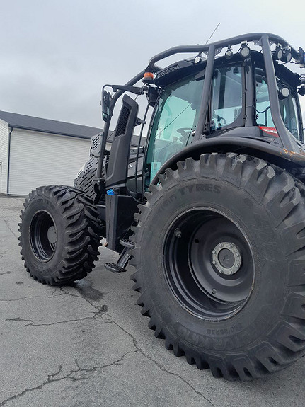 Valtra T175ED Twintrac m/ Palms MWD 3,2 tømmerhenger. 2022, kr 2 490 000,-