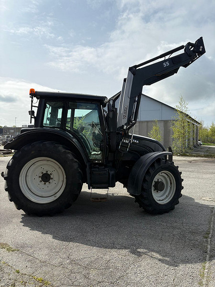 Valtra N142 D 2010, kr 569 000,-