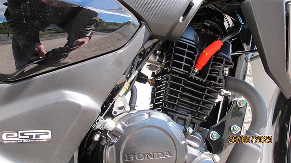 Honda CB 125F 7 of 9