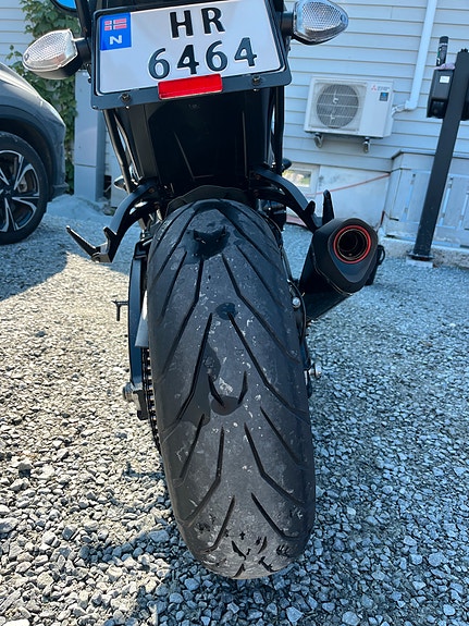 Suzuki GSX-S 1000 F 8 of 9