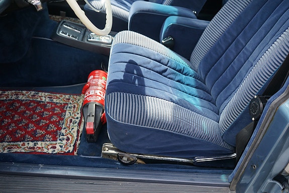 Mercedes-Benz 280 SE 17 of 30