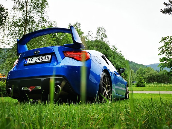 Subaru BRZ 3 of 10