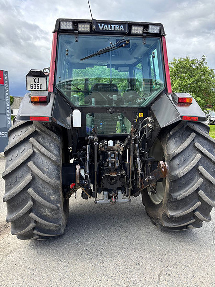 Valtra 6850 HiTech 3 2006, kr 395 000,-