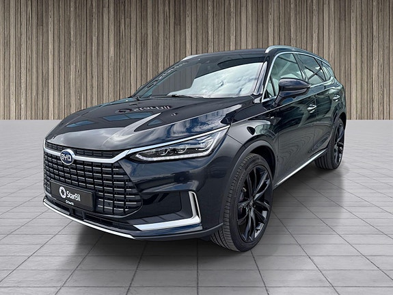 BYD Tang 4 of 5