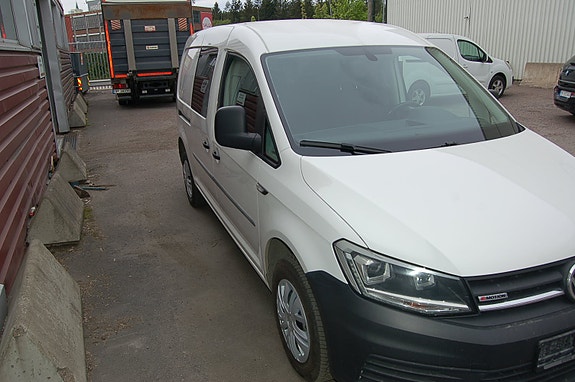 Volkswagen Caddy Maxi 6 of 12