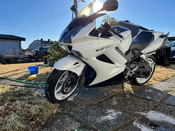 Honda VFR 800 8 of 9