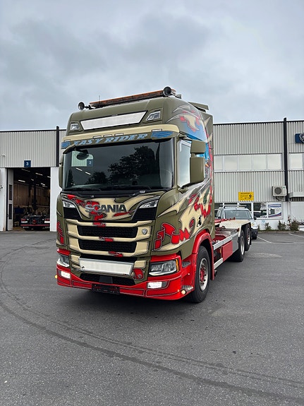 Scania R650 6x2*4 Knekk, uttak kran, vbg luft