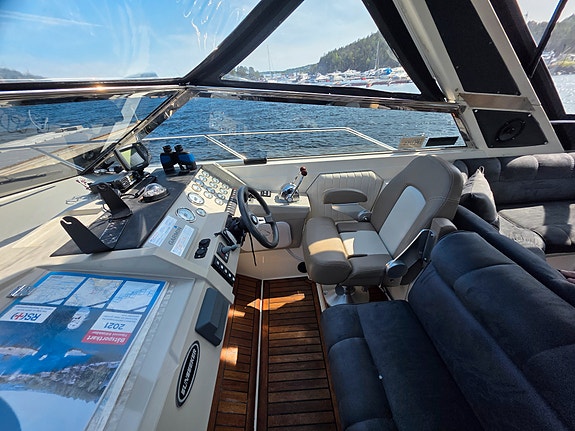 Sunseeker 40 Travado med akter Cabin, mye påkostet og stor badeplattform 30 of 30
