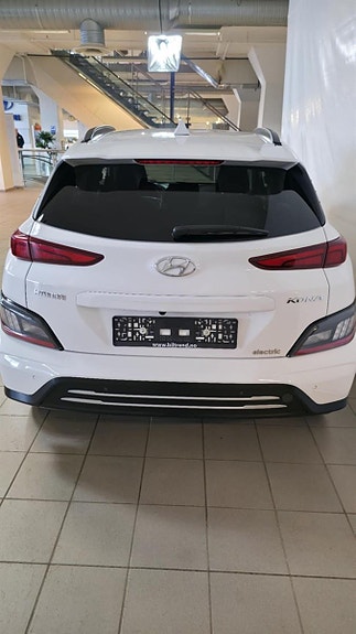 Hyundai Kona 4 of 28