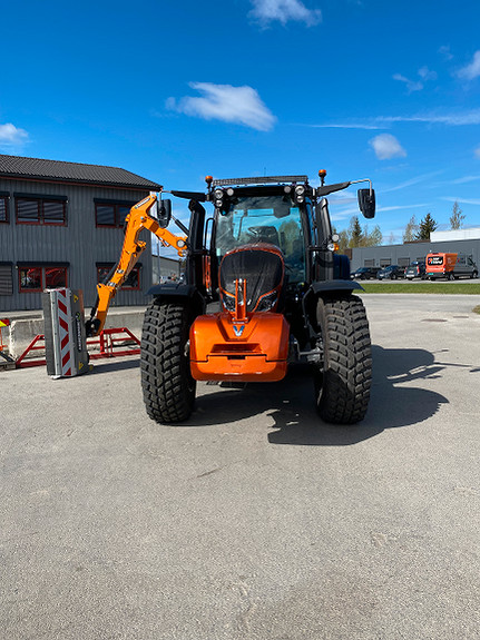 Valtra N175D 2023, kr 2 399 000,-