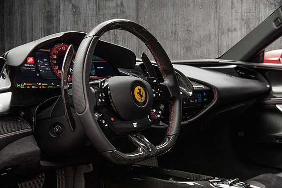 Ferrari SF90 Stradale 28 of 30