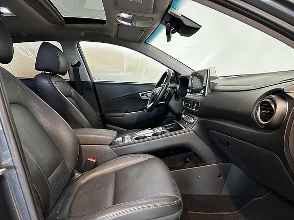 Hyundai Kona 14 of 25