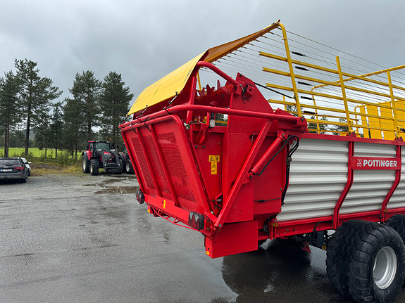 Pøttinger 330 T