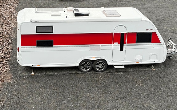 KABE Strøken Kabe Royal 630 GLE B14 (2024) med ALT utstyr! Lithium/Solcelle, AC, Pioneer, 3er sykkelstativ – Som ny! 3 of 5