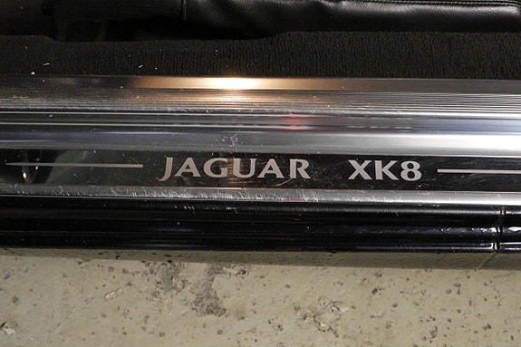 Jaguar XK 8 of 21