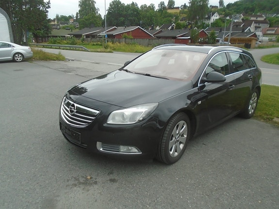 Opel Insignia 3 of 5