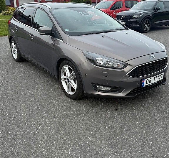 Ford Focus 3 of 23