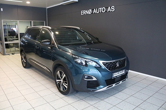 Peugeot 5008 3 of 5