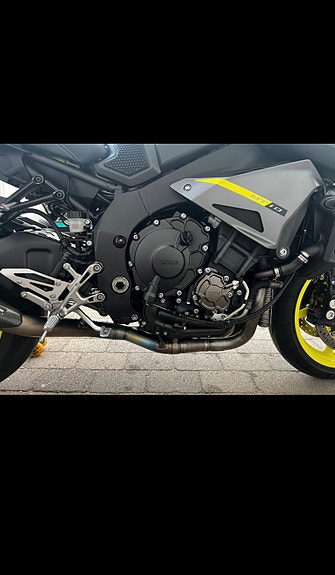 Yamaha MT-10 30 of 30