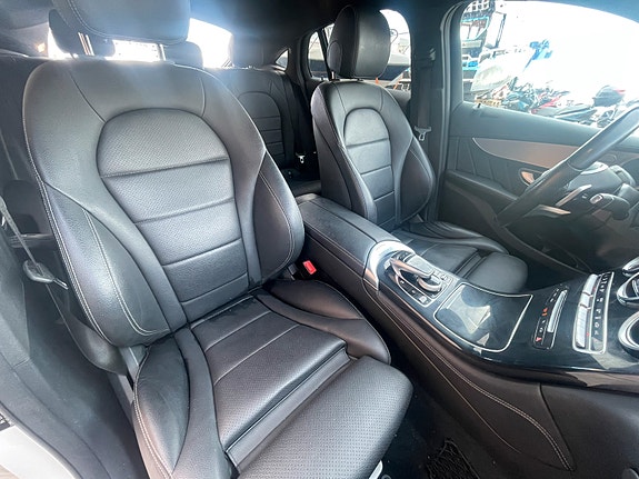 Mercedes-Benz GLC350 e 9 of 12