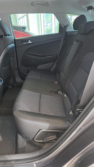 Hyundai Tucson 23 of 26