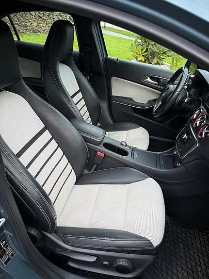 Mercedes-Benz A180 11 of 29